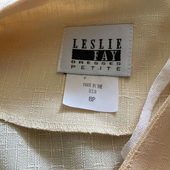 Vintage Leslie Fay Skirt Suit | 8P | Dainty Yellow Flower Pattern - Picture 7 of 9